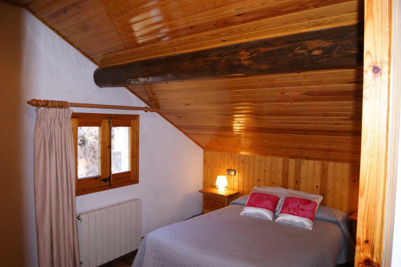 Apartaments Pont Romànic Espot Exterior foto