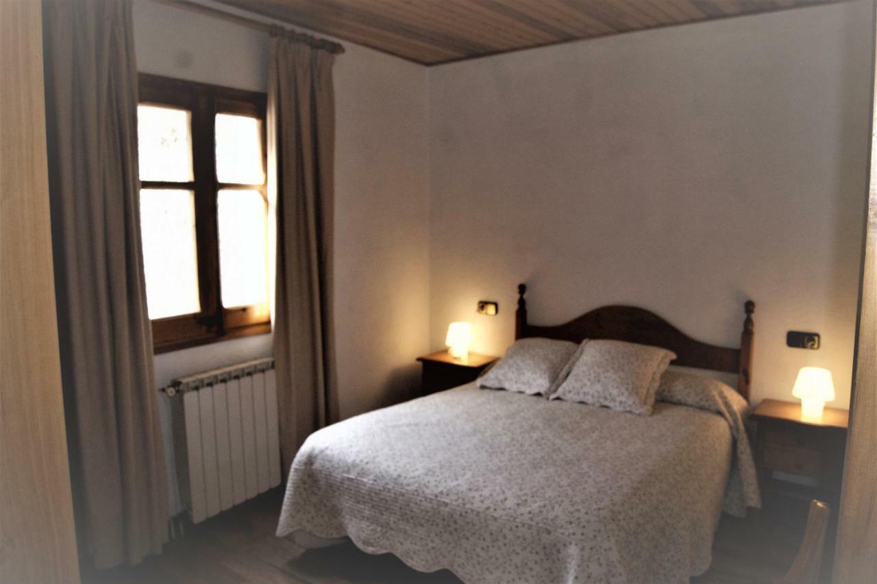 Apartaments Pont Romànic Espot Exterior foto